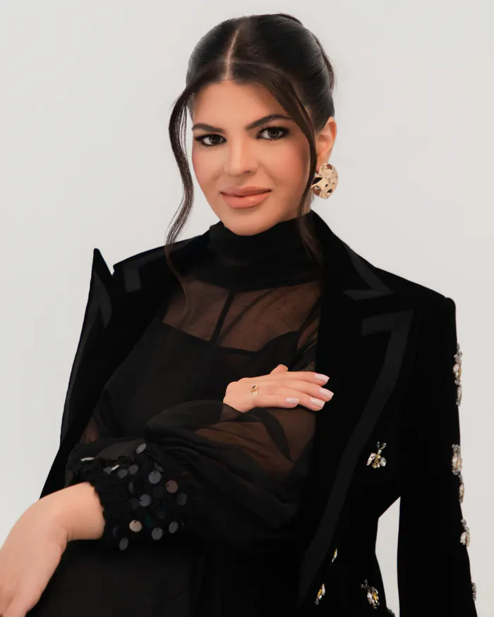 Dra. Brunna Delafina — editorial